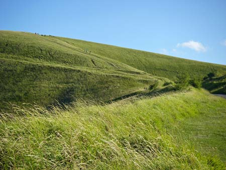 view of green hills in Oxfordshire countryside